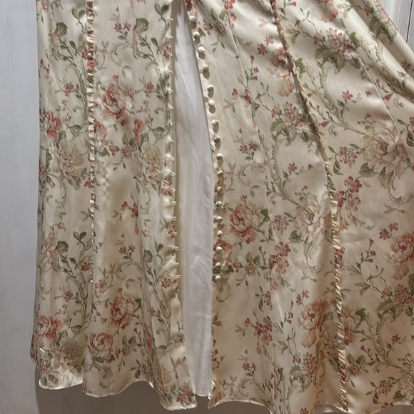 ‼️V CHAPMAN dress‼️ - Picture 5 of 12